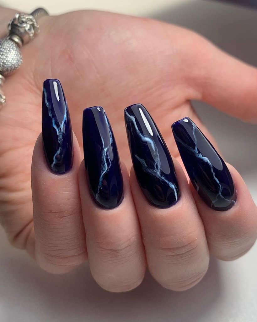 navy blue marble nails