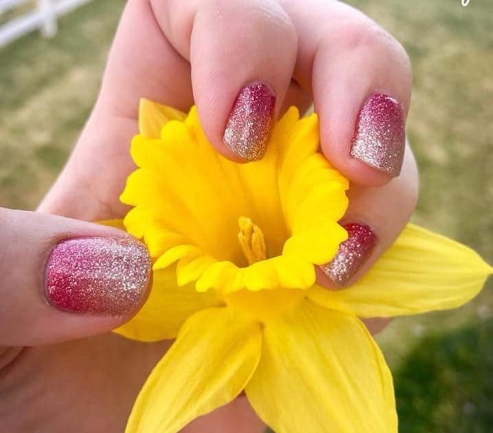 pink and rose gold ombre nails