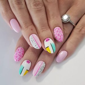 21 Vintage-Inspired Nail Designs for Retro Flair