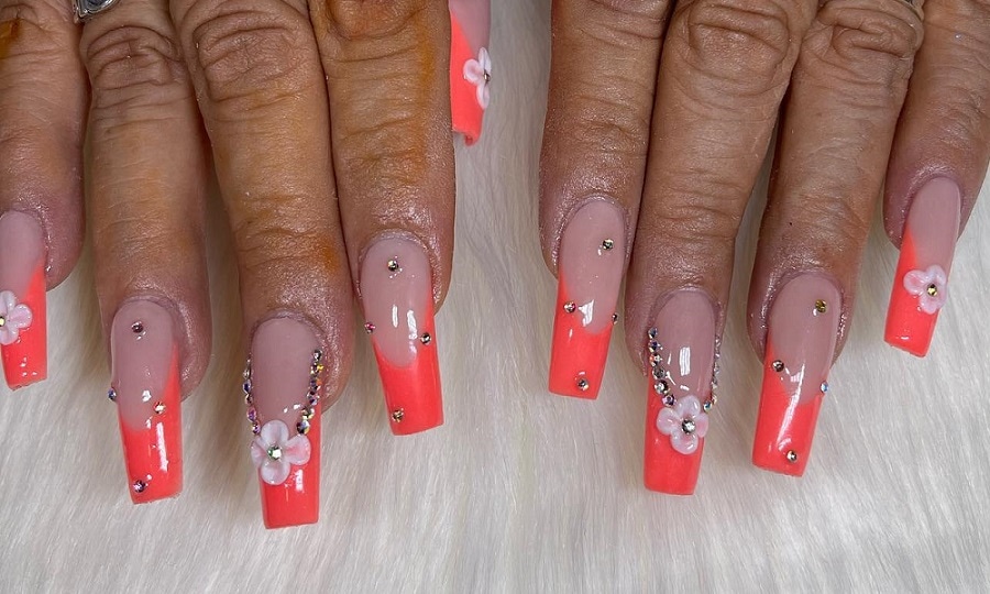 coral nail designs with flowers