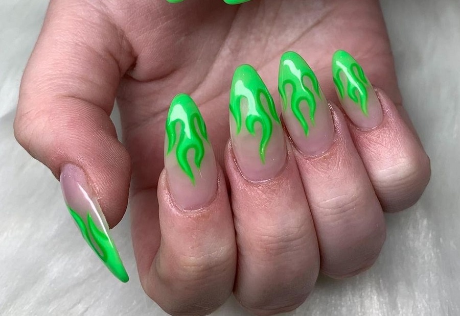 green flame nails