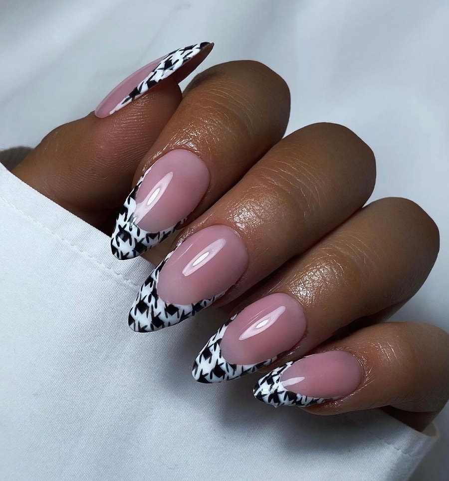 houndstooth french tips