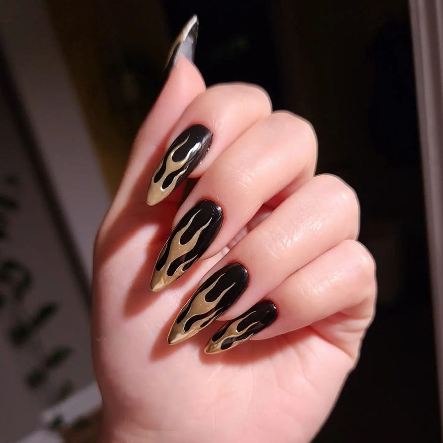 stiletto flame nails