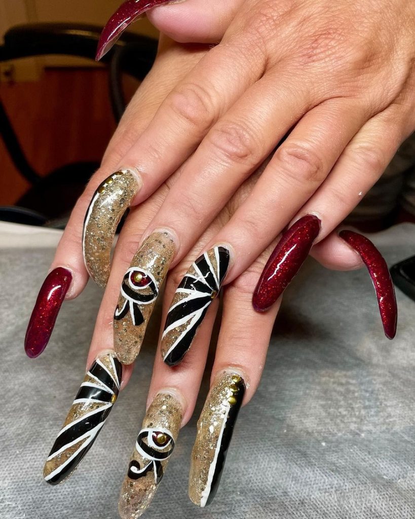 very long egyptian nails