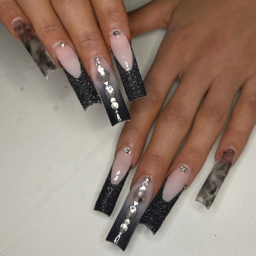 black ombre nails on dark skin