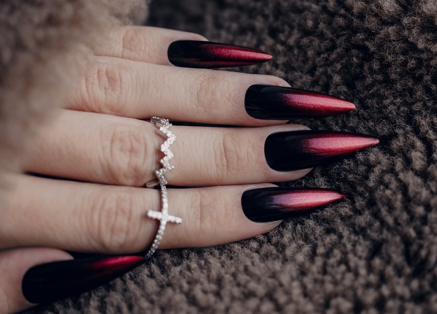 dark stiletto nails for light skin