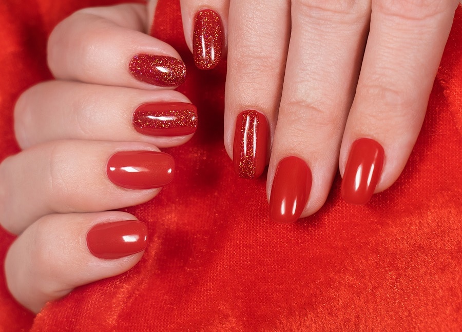 red nail polish color for cool skin tones